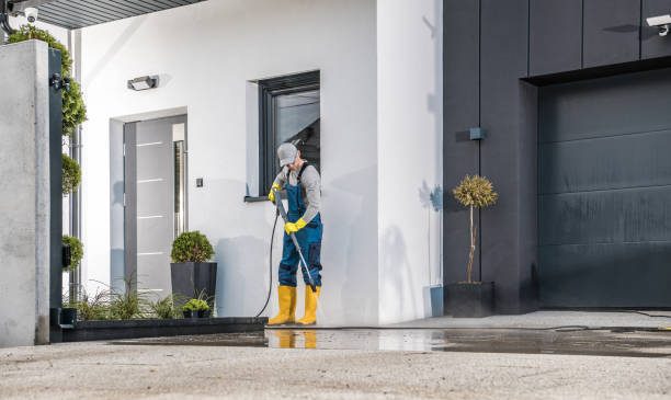Professional Pressure Washing Services in Blountstown, FL